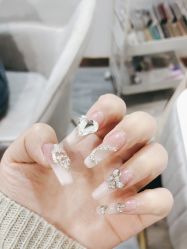 -UGIRL有个美甲