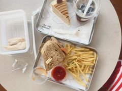 -SAANCI山池咖啡(海上世界文化艺术中心店)