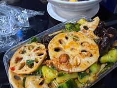 凉拌三鲜-水牛奶皇后糖水铺(深圳总店)