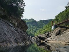 -燕子河大峡谷天坑仙境