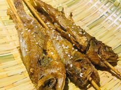 网红小黄鱼-美膳居川菜馆油焖大虾烧烤(卓刀泉店)