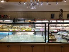 面包甜点陈列柜-味多美蛋糕(三元桥店)