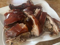 -黄记四更烤乳猪店