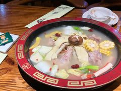 香香猪骨头锅-庄老幺火锅(娄山关路店)