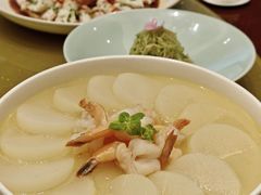 白萝卜炖虾-西苑大酒店