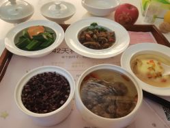 -拾玥国际月子会所(凯宾斯基店)