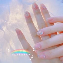 -七彩虹美甲美睫 半永久