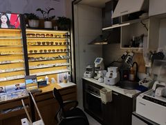 -优医视平价眼镜蔡司依视路折扣工厂店(十里堡店)