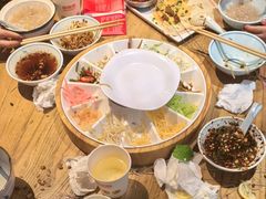 -怪噜范·老贵阳街头名小吃(鸿通城店)