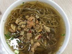 -崇州余荞面(落虹桥店)