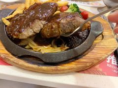 -香港新发烧腊茶餐厅(万象店)
