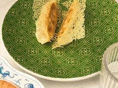 -品海楼·大连海胆锅贴馆(东港店)