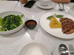 -美奈小馆·越南料理(中航城君尚购物中心店)