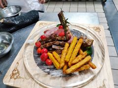 水晶盘战斧牛排-博雅酒店-中餐厅