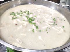 -正宗简阳羊肉汤(荣盛·布鲁明顿广场店)