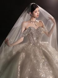 -不晚国际婚纱礼服