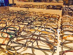 -新视达眼镜店·蔡司·依视路(名镜苑店)