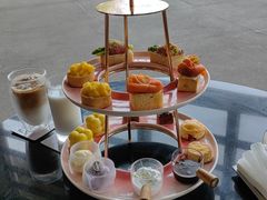 -亚龙湾喜来登·美景台大堂吧