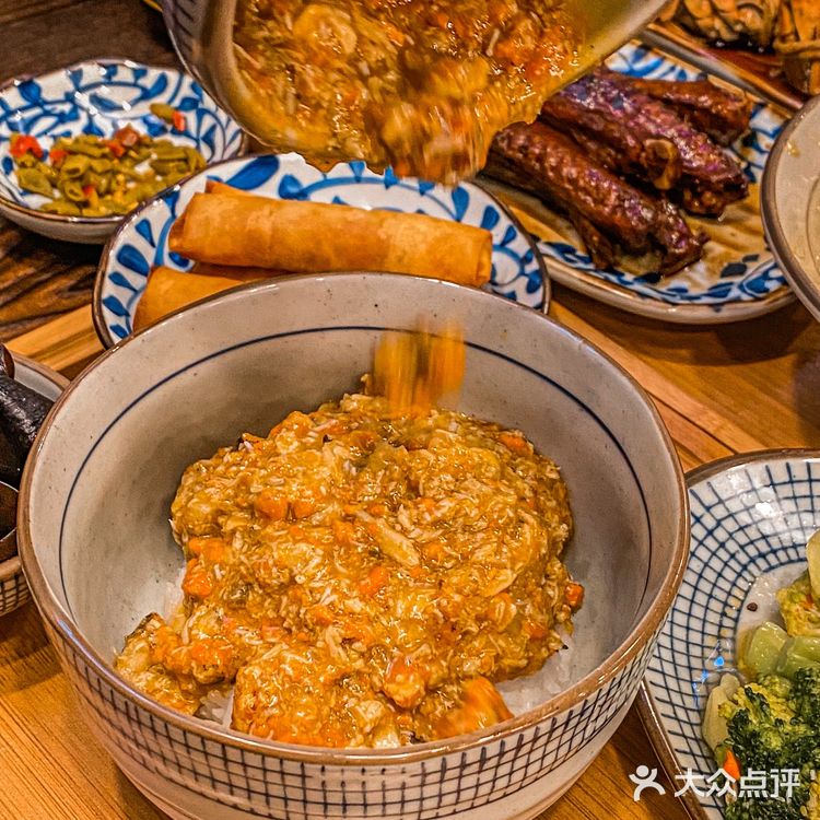 上海这碗蟹粉捞饭真的很顶🦀️！！！