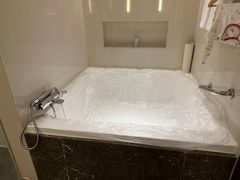 -广州中心皇冠假日酒店