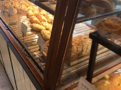 -Dough&Joe团憩(瑞虹天地月亮湾店)