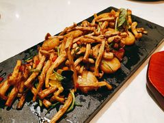 -荟廷·晶萃(陆家嘴尚悦湾店)