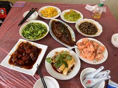 -小鱼草莓采摘园农家乐·小鱼餐厅