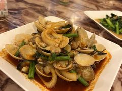 -两兄弟Song Pee Nong(2号店)