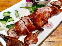 宜良脆皮小刀鸭-老滇山寨•云南特色菜•地方菜•民族风情歌舞表演(金碧店)