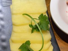 -老牌坊云南鱼豆花火锅(哈西万达店)