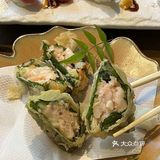 它家是榻榻米，有包厢！私密性蛮好！都给我去这家炫饭