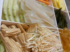 -蜀之源老火锅(绿地店)