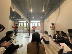 -静待花开瑜伽尊巴会馆