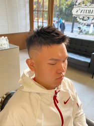 -MARTIN'S BARBER SHOP男士理发馆
