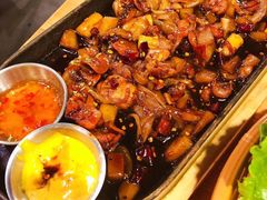 -肥肥虾庄·金牌油焖大虾(杨园滨江时代walk店)