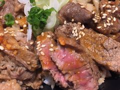 超级炙烧牛三拼丼-町门烤肉拌饭专门店(新天地店)