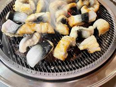 -围炉肉舍•炭烤活鳗•丹东海鲜烤肉(步行街店)