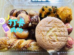 红丝绒泡芙-酥翁糕点(顺义店)