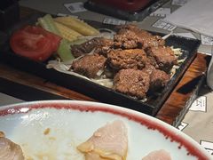 -穹六人间 people 6(岳阳路店)