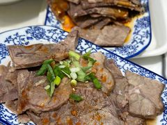 -陇兴楼兰州拉面(西安咸阳国际机场店)
