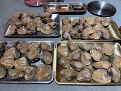 -围炉肉舍•炭烤活鳗•丹东海鲜烤肉(步行街店)