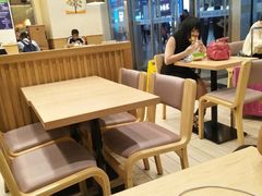 大堂-德克士(虹桥火车站店)