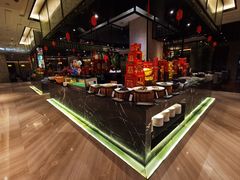 -广州万富希尔顿酒店·感趣自助餐厅·金秋蟹宴生蚝海鲜刺身烧烤