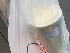 -红宝石·鲜奶小方·海派西点房(金杨店)
