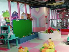 -星舰梦航(广百广场荔胜店)