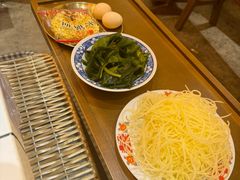 -旧街市鲜货老火锅(大光路店)