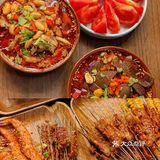 苏州探店🍻夏日夜晚在淮海街喝酒撸串吃冒菜