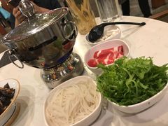 -滇越乘象云南餐厅(豆各庄店)