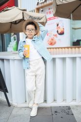 -可爱多国际儿童摄影会馆(龙泉店)