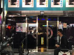 -六合夜市